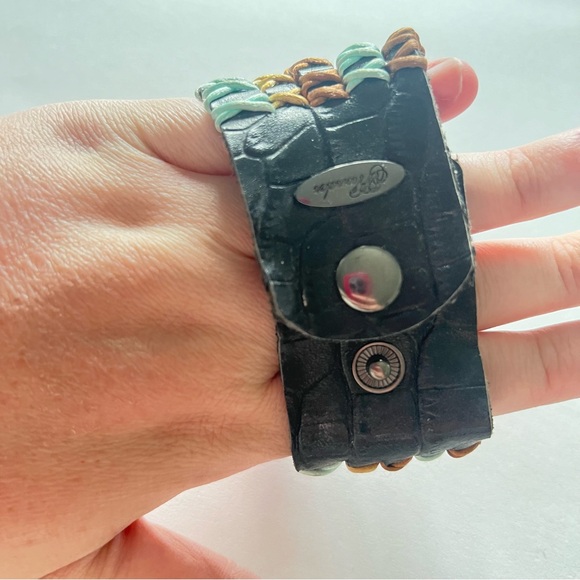 3/$15 or 4/$20 Plunder Design Boho Bracelet - Picture 4 of 4